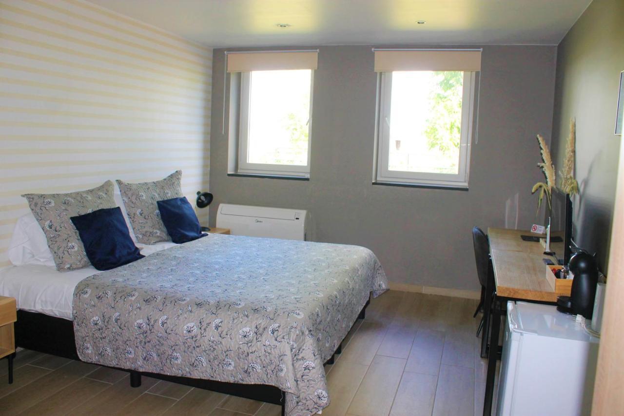De Blauwe Hoeve Zwijndrecht Εξωτερικό φωτογραφία
